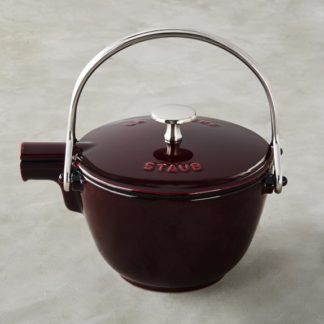 Staub Cast Iron Round Tea Kettle, 1-quart