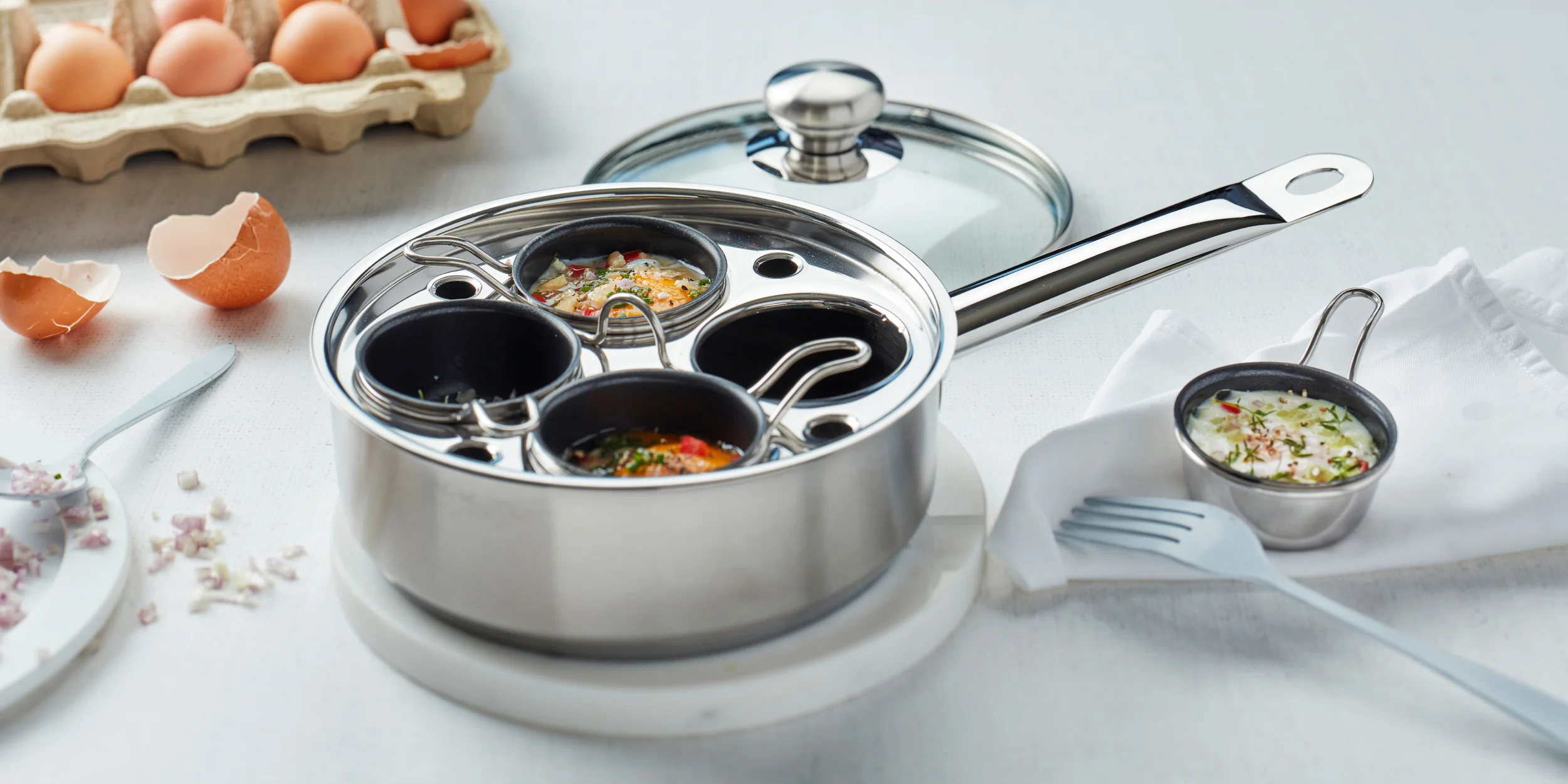 Demeyere 48424A-48524 Four-Cup Egg Poacher Set, Silver - Image 4